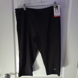 Champion Powertrain capri workout leggings (Extra Large)